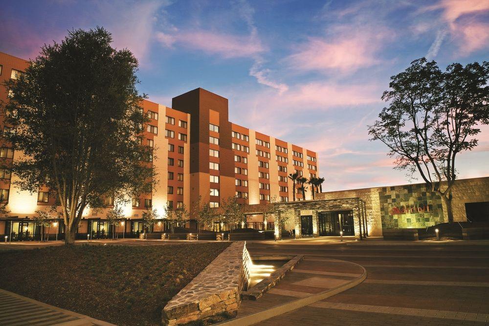 Los Angeles Marriott Burbank Airport מראה חיצוני תמונה