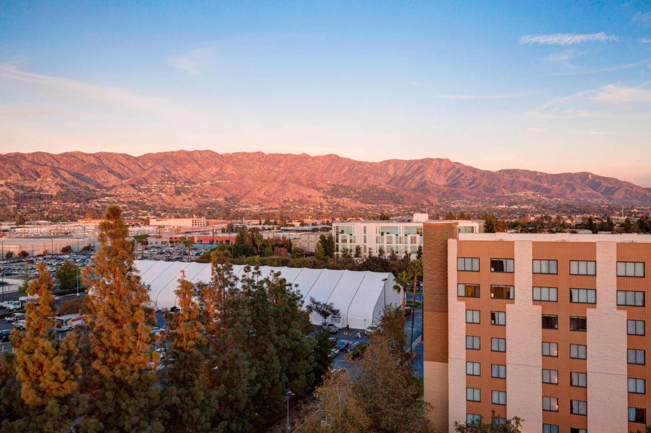 Los Angeles Marriott Burbank Airport מראה חיצוני תמונה
