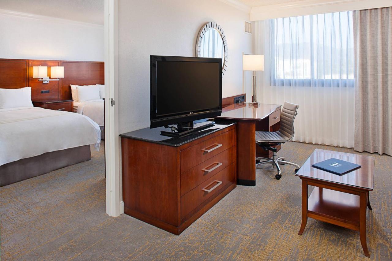 Los Angeles Marriott Burbank Airport מראה חיצוני תמונה