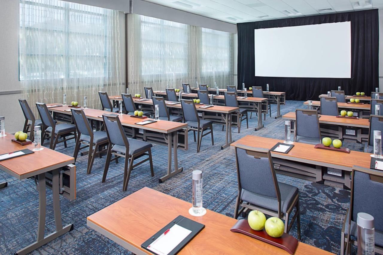 Los Angeles Marriott Burbank Airport מראה חיצוני תמונה
